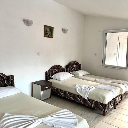 Apartments Vila Fata Ulcinj Bagian luar foto