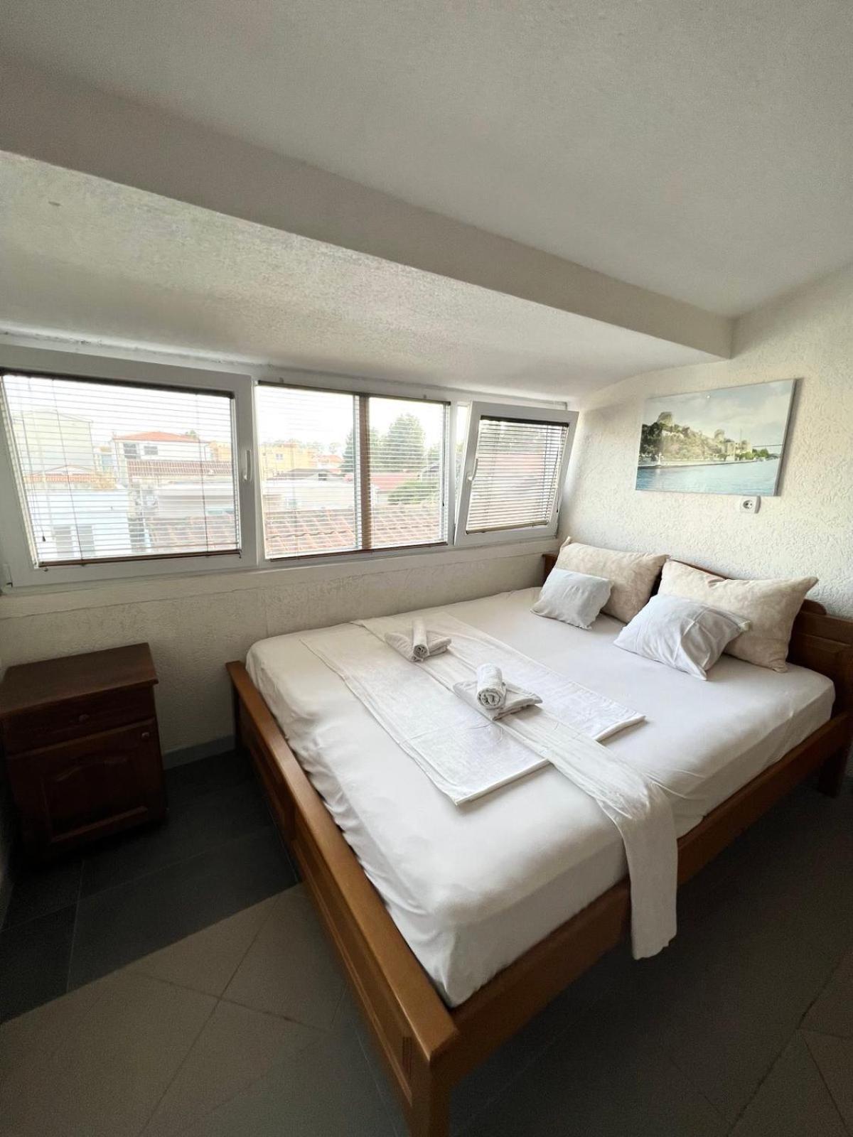 Apartments Vila Fata Ulcinj Bagian luar foto